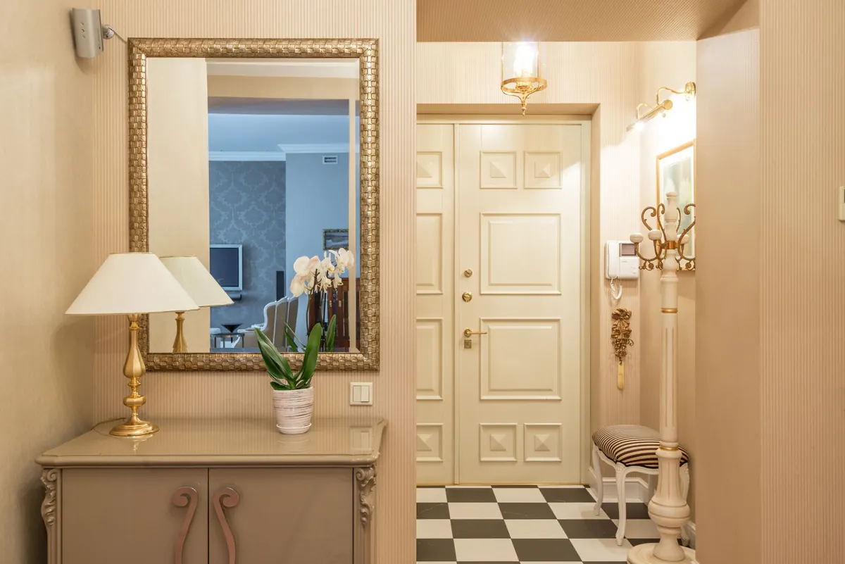 Umbrella Stands vs. Wall Hooks: A Comparison for Home and Office